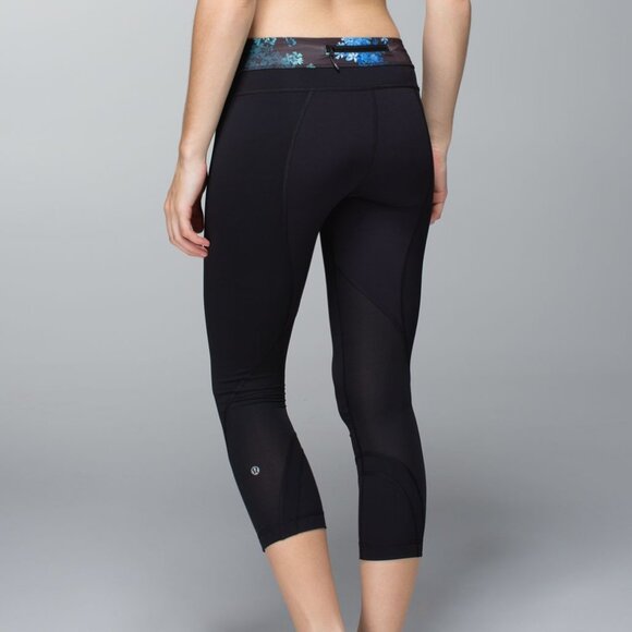 Lululemon Run: Inspire Crop II Black / Petal Pop Multi - Picture 2 of 14